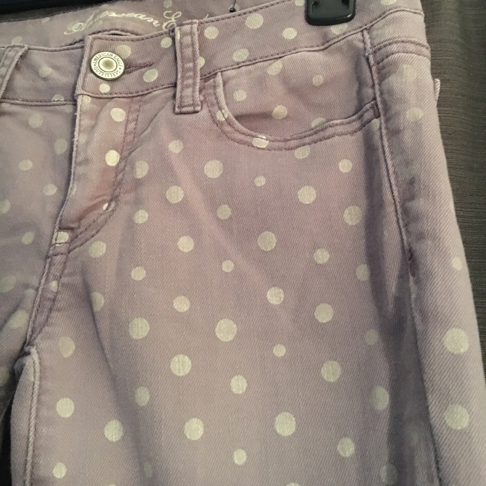 American Eagle patterned jetting jeans.